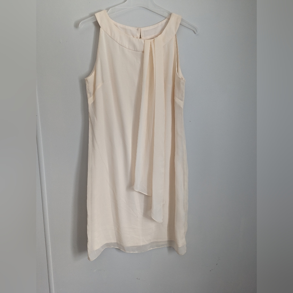 Billie & Blossom Cream Dress Size 12